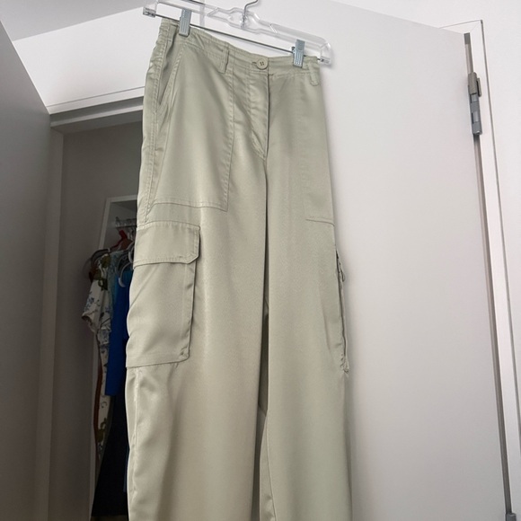 Women’s Sage Green Cargo Pants - Picture 2 of 5